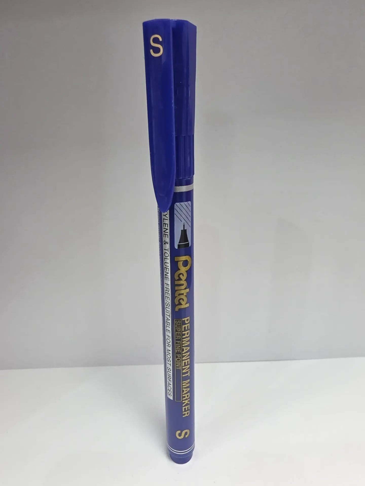 Pentel Permanent Marker Small. Blue