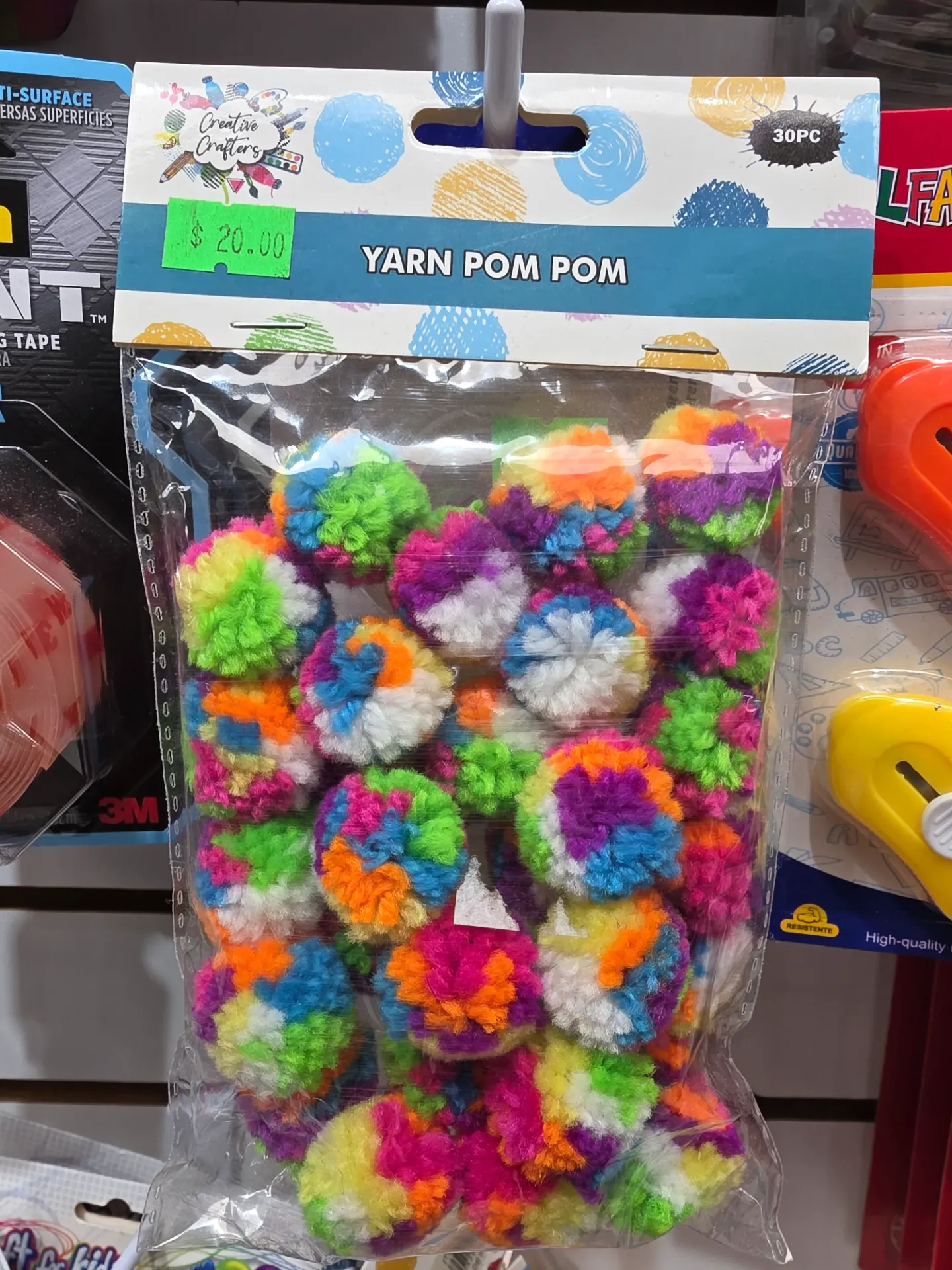 Creative Crafters Yarn Pom Pom